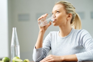 Nên uống nước và không nên uống nước vào thời điểm nào?